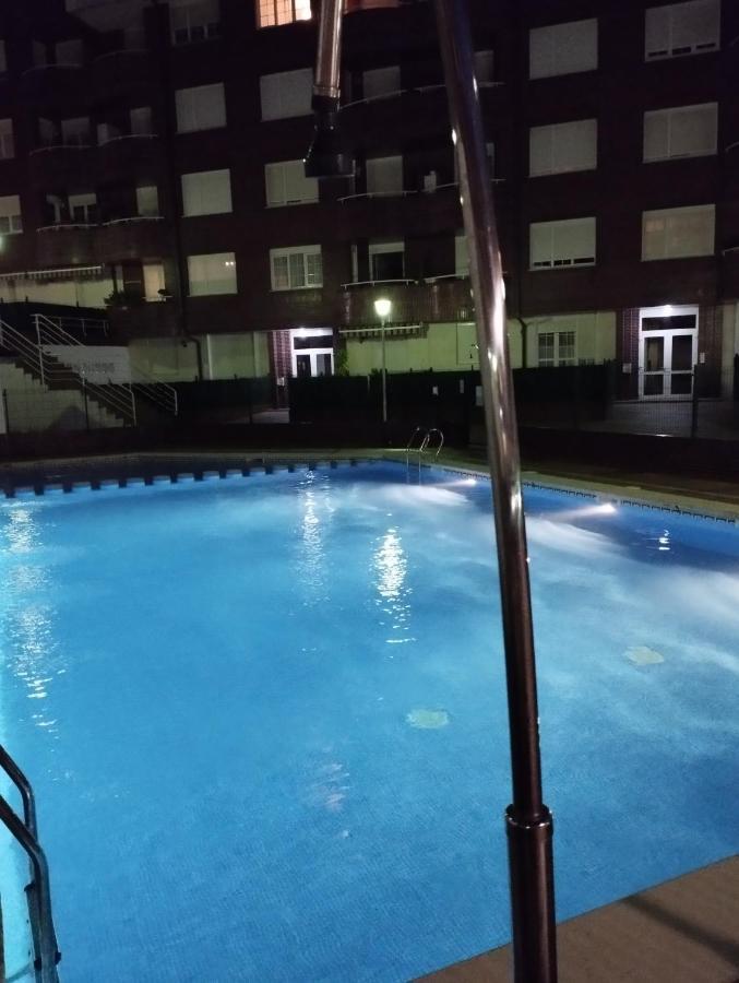 Castro Urdiales Precioso Con Piscina Apartment Exterior foto